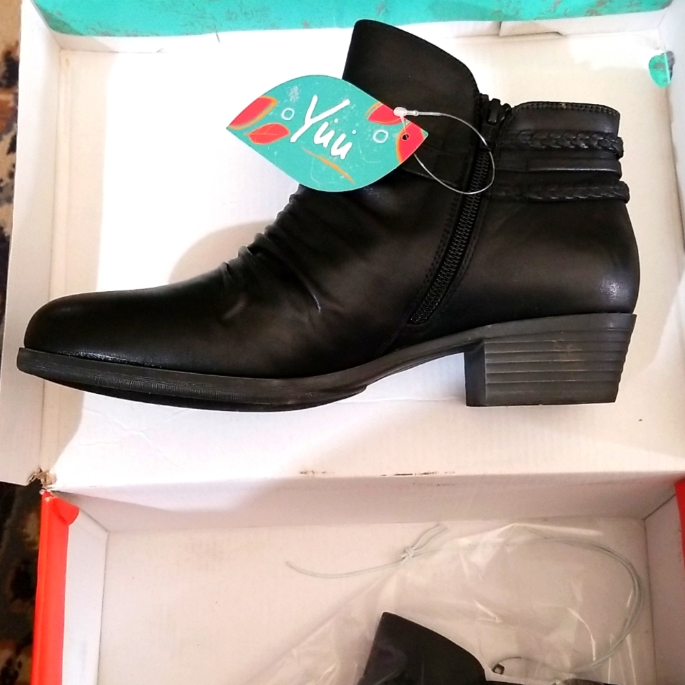 YUU NORAH SIZE 8.5 WOMEN NWT